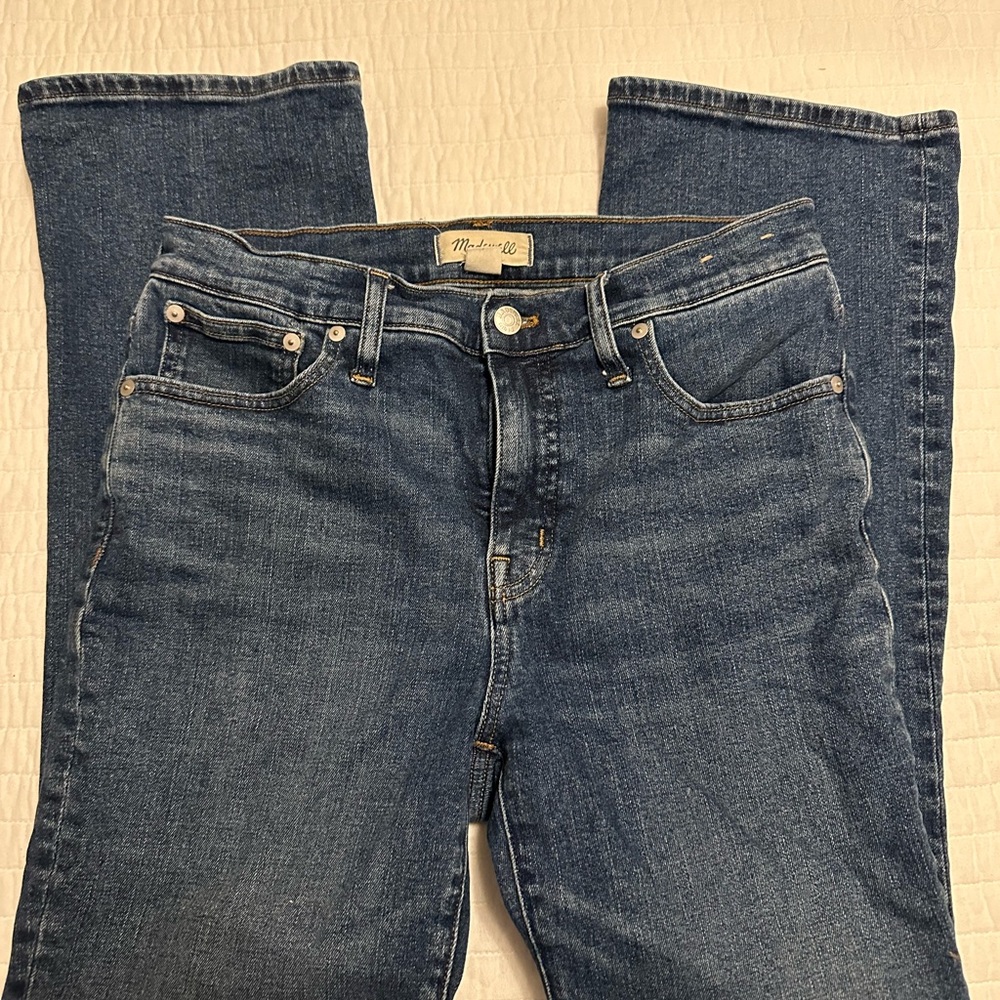 Madewell Women's mid-rise kick out blue boot cut jeans